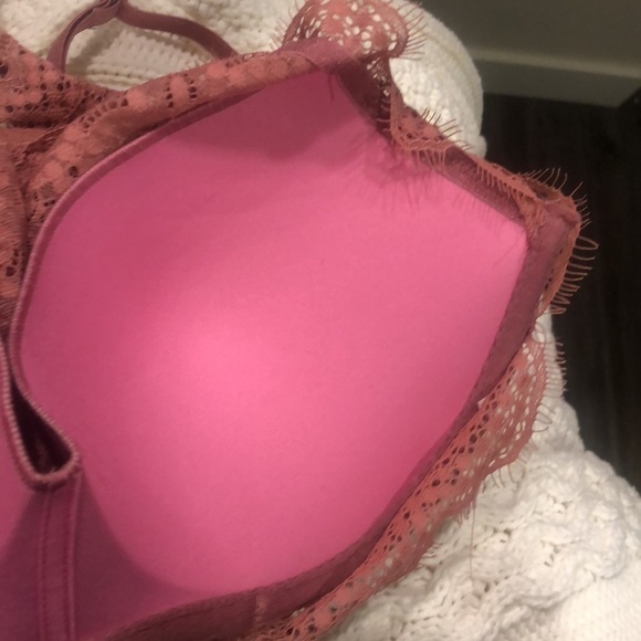 NWOT PINK victoria’s secret lace bralette - Picture 4 of 6